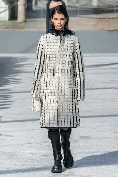 Look 41